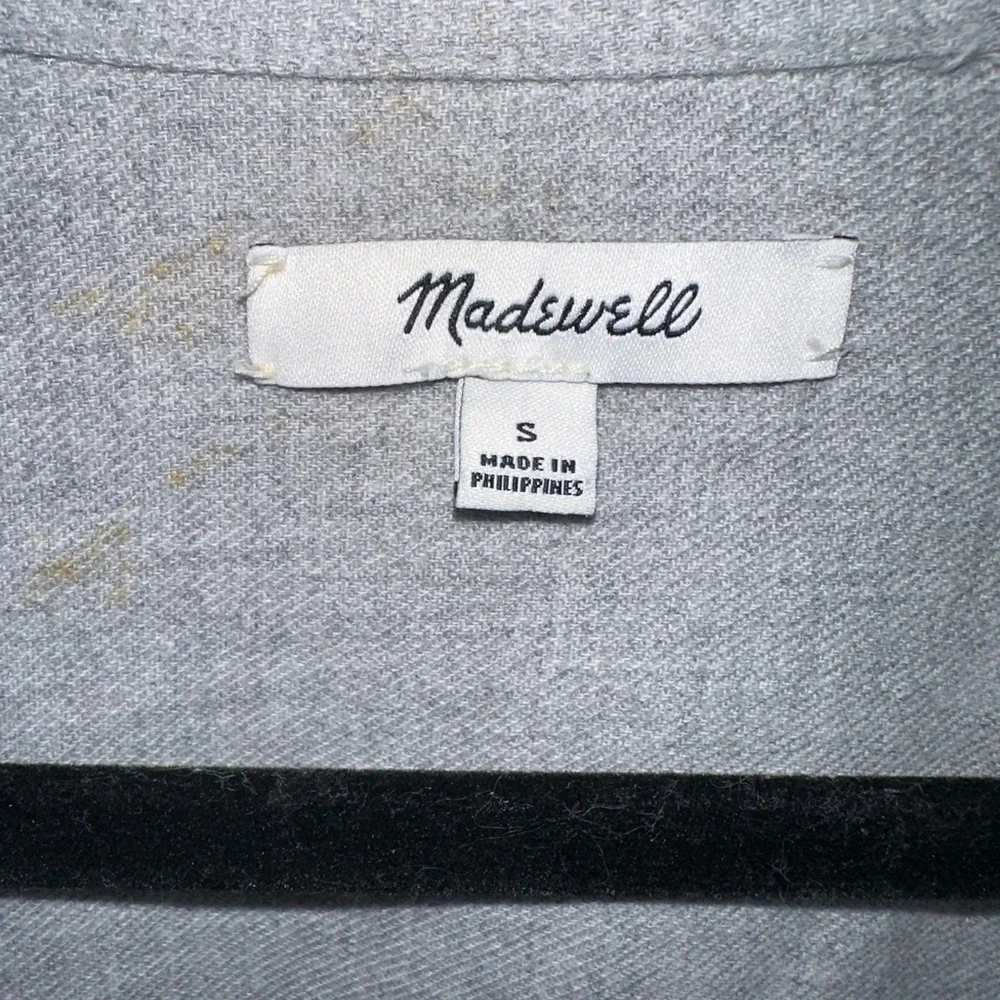 Madewell button down - Picture 2 of 4